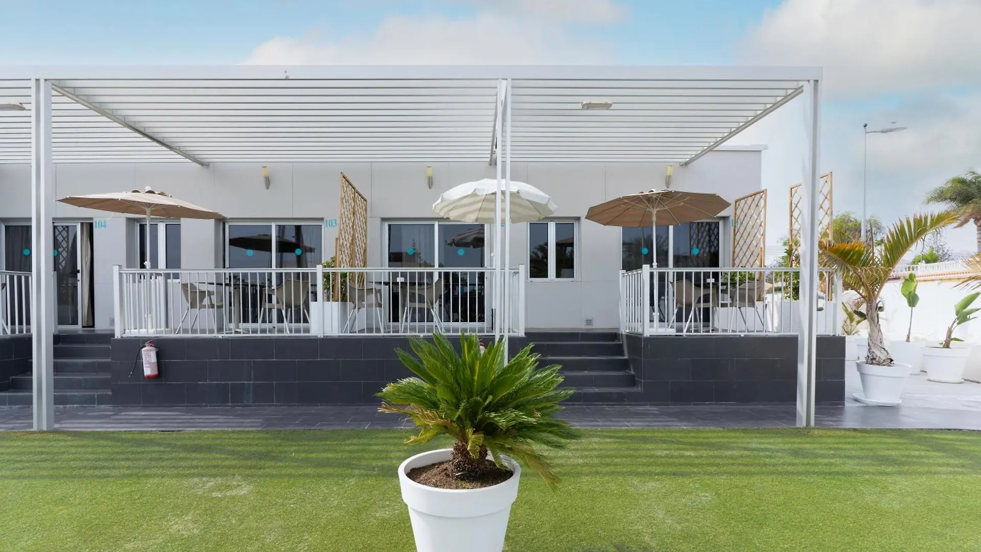 Tajinaste Beach Gay Men Only Apartment Playa del Ingles