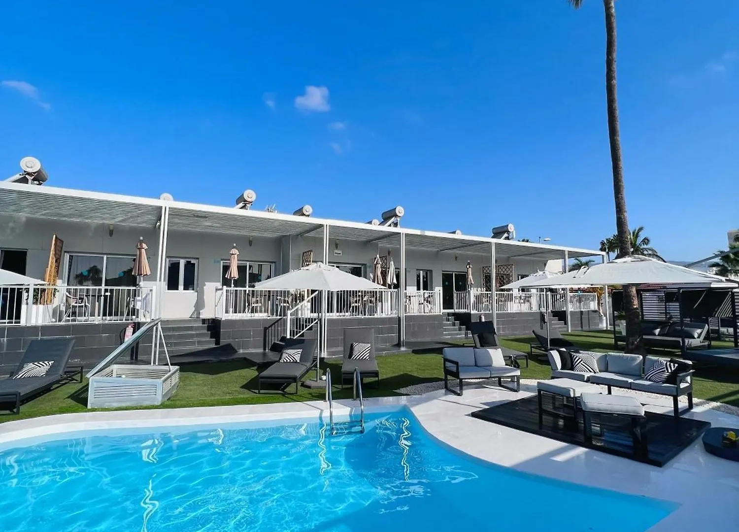 Tajinaste Beach Gay Men Only Apartment Playa del Ingles